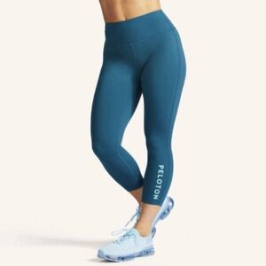 Peloton, turquoise, athletic leggings size medium